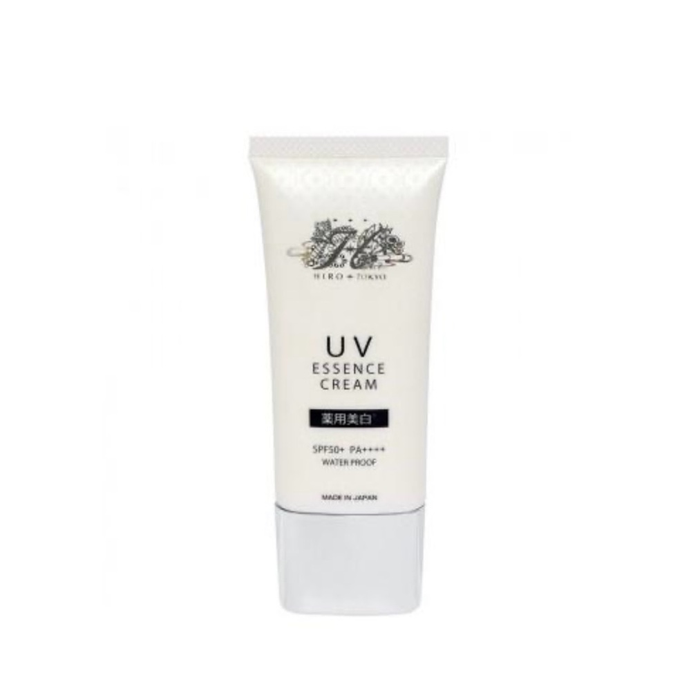 HiROSOPHY UV ESSENCE CREAM SPF50+ 
PA++++  MADE IN JAPAN 
New in Box